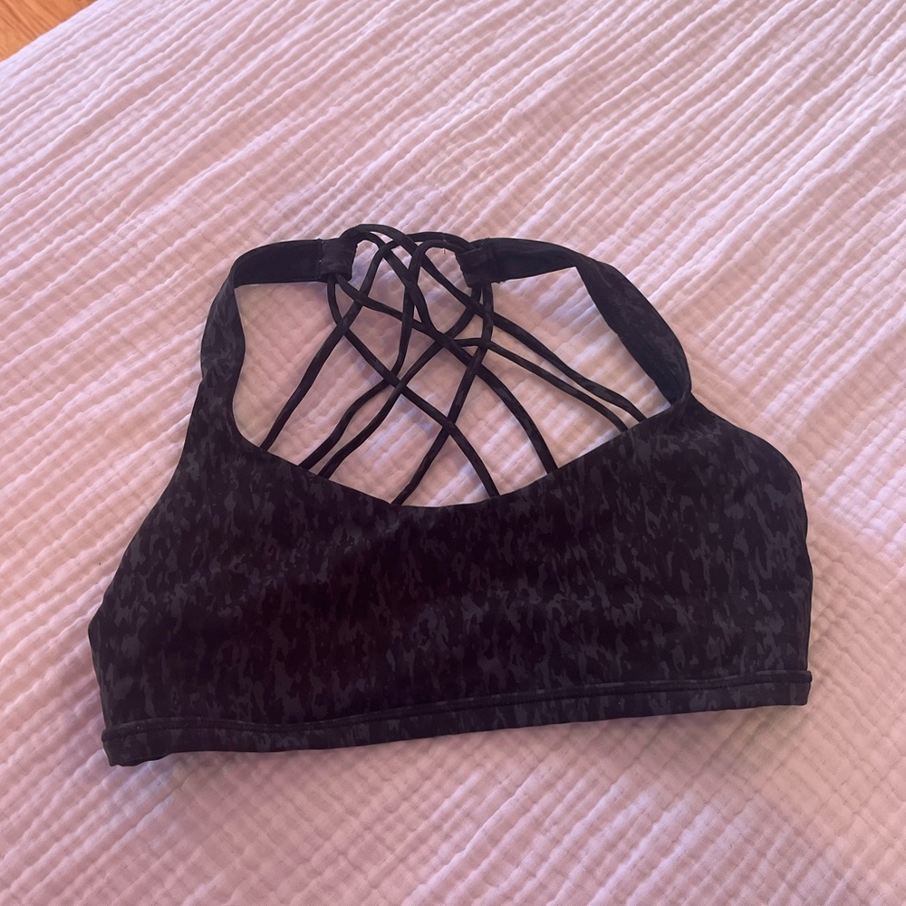 lulu lemon free to be bra